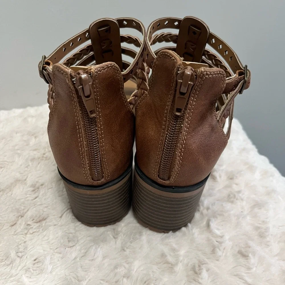 Kelly pop‎ girls brown zip sandals NEW